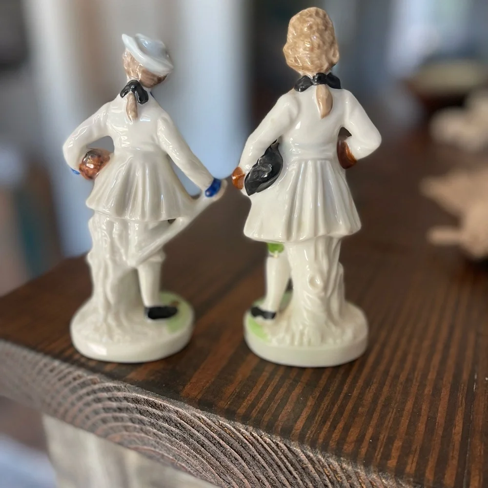 Vintage Porcelain Figurines Pair – Colonial Boys/ Men – Hand Painted – 5” Tall